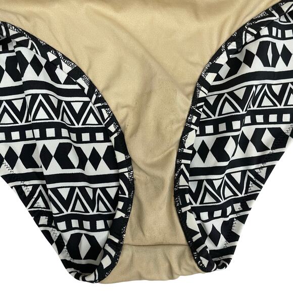 J. Crew Black and White Geometric Tribal Print One Piece Swimsuit Size 4 NWT - Picture 7 of 8